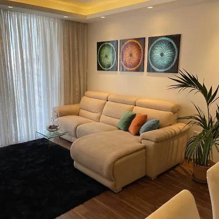 Modern Finished With Natural Light Apartment